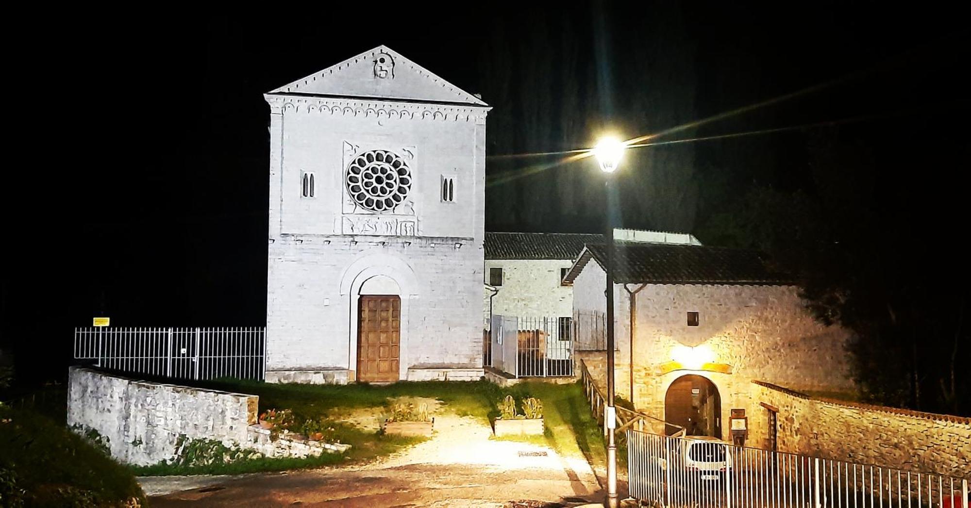 B&B dell'Osteria SantʼAnatolia di Narco Esterno foto